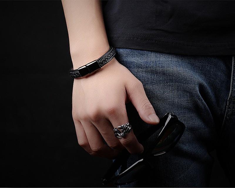 SAMU - Stainless Steel Magnetic Clasps Black Leather Bracelet - Indigo-Temple